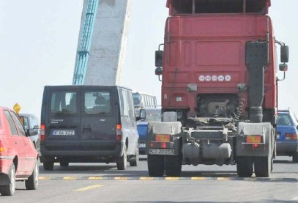 Atenţie, şoferi! Se circulă cu restricţii pe Podul Agigea, până pe 15 martie